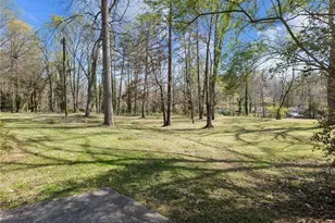 2741 Old Dawsonville Rd, Gainesville, GA 30506 - Photo 14