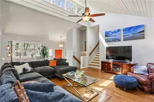 125 Brier Ct, Roswell, GA 30076 - Photo 16