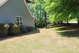310 Andrew Ridge Dr, Jefferson, GA 30549 - Photo 4