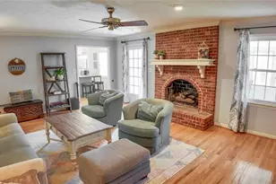 1220 Heritage Hills Cir, Snellville, GA 30078 - Photo 2