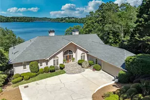 2917 Pointe Dr, Gainesville, GA 30506 - Photo 2