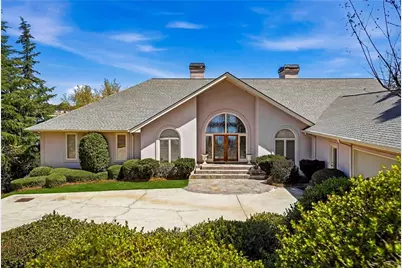 2917 Pointe Drive, Gainesville, GA 30506 - Photo 4