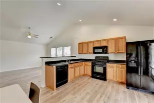 4644 Pine Isle Way, Sugar Hill, GA 30518 - Photo 20