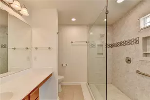 4644 Pine Isle Way, Sugar Hill, GA 30518 - Photo 38