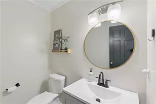 609 Farmbrook Trail NE, Kennesaw, GA 30144 - Photo 22