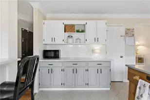 609 Farmbrook Trail NE, Kennesaw, GA 30144 - Photo 16