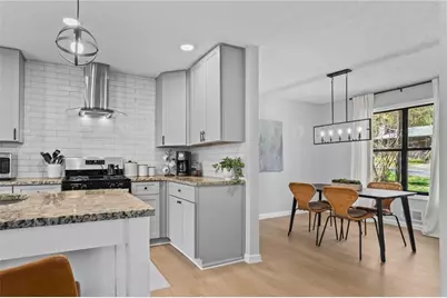 3065 Sumit Wood Drive NW, Kennesaw, GA 30152 - Photo 4