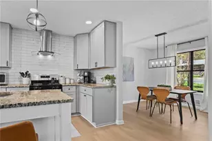 3065 Sumit Wood Dr NW, Kennesaw, GA 30152 - Photo 4