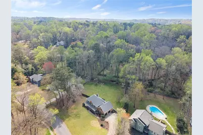 2662 Forest Way NE, Marietta, GA 30066 - Photo 6