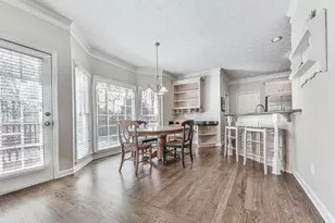 2013 Castlemaine Cir, Woodstock, GA 30189 - Photo 14