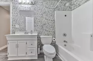 2013 Castlemaine Cir, Woodstock, GA 30189 - Photo 40