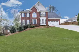 2013 Castlemaine Cir, Woodstock, GA 30189 - Photo 2