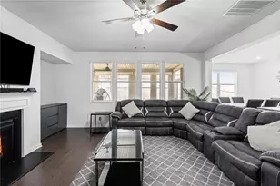 5470 Mirror Lake Dr, Cumming, GA 30028 - Photo 14