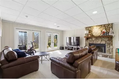 6421 Arbor Wood Drive, Flowery Branch, GA 30542 - Photo 38