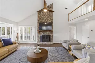 6421 Arborwood Dr, Flowery Branch, GA 30542 - Photo 6