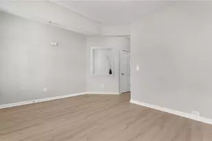 2743 Heathrow Dr, Lawrenceville, GA 30043 - Photo 6