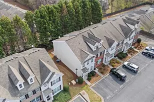 2743 Heathrow Dr, Lawrenceville, GA 30043 - Photo 26