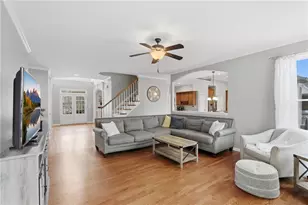 610 Wildmeadow Glenn, Cumming, GA 30040 - Photo 10