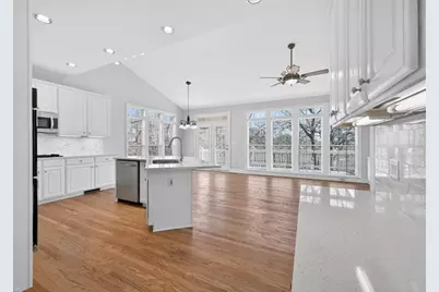 5395 Harbury Lane, Suwanee, GA 30024 - Photo 10