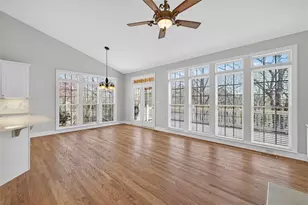 5395 Harbury Ln, Suwanee, GA 30024 - Photo 18