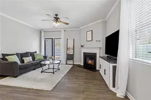 5690 Cricket Melody Ln, Flowery Branch, GA 30542 - Photo 10