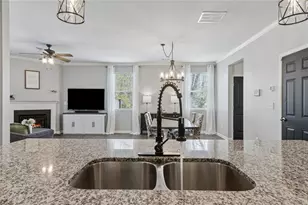 5690 Cricket Melody Ln, Flowery Branch, GA 30542 - Photo 20