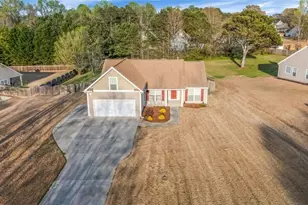 607 McDowell Ln, Bethlehem, GA 30620 - Photo 4