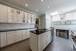 241 Lakeview Ave NE, Atlanta, GA 30305 - Photo 12