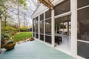 241 Lakeview Ave NE, Atlanta, GA 30305 - Photo 50