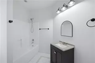 980 Tilden St NW, Atlanta, GA 30318 - Photo 32