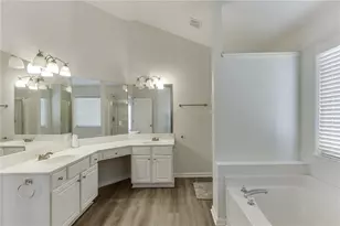 3270 Royal Creek Way SW, Lilburn, GA 30047 - Photo 36