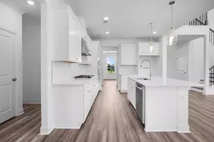 8925 Avonbrook Close, Ball Ground, GA 30107 - Photo 8