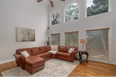 508 Crested Hawk Ridge, Canton, GA 30114 - Photo 4