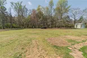 3598 Natalie Ct, Loganville, GA 30052 - Photo 36