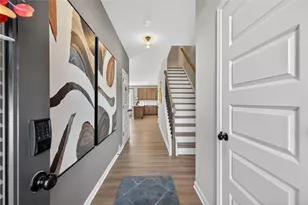 421 Fair Oak Ln, Calhoun, GA 30701 - Photo 2