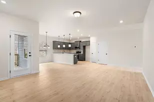 421 Fair Oak Ln, Calhoun, GA 30701 - Photo 12