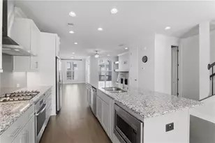 2051 Glenview Park Cir, Duluth, GA 30097 - Photo 16