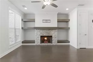 2051 Glenview Park Cir, Duluth, GA 30097 - Photo 16