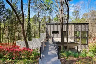 1153 Dawn View Ln NW, Atlanta, GA 30327 - Photo 4