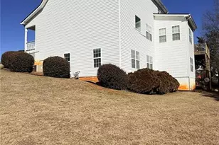 915 Stefan Walk, Cumming, GA 30040 - Photo 2