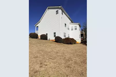915 Stefan Walk, Cumming, GA 30040 - Photo 2