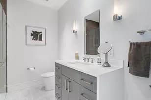 3376 Peachtree Rd NE, Atlanta, GA 30326 - Photo 24