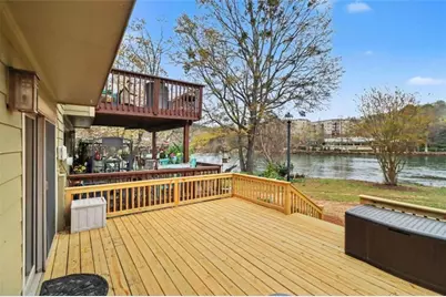 1105 Riverbend Club Drive, Atlanta, GA 30339 - Photo 6