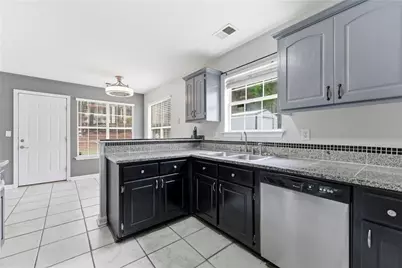 8244 Wynfield Drive, Jonesboro, GA 30238 - Photo 8