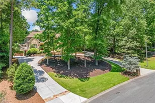 708 Thompson Falls Dr, Canton, GA 30114 - Photo 2