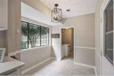 785 E Hembree Crossing, Roswell, GA 30076 - Photo 12