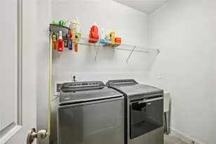 1284 Nash Springs Cir, Lilburn, GA 30047 - Photo 32