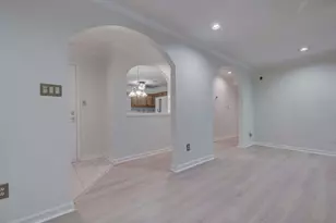 166 Maribeau Square NW, Atlanta, GA 30327 - Photo 12