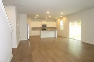 5169 Un Hts Wy, Flowery Branch, GA 30542 - Photo 4