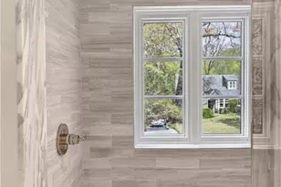 419 Brentwood Dr NE, Atlanta, GA 30305 - Photo 38